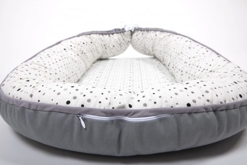 Incababy Babafészek Dotties