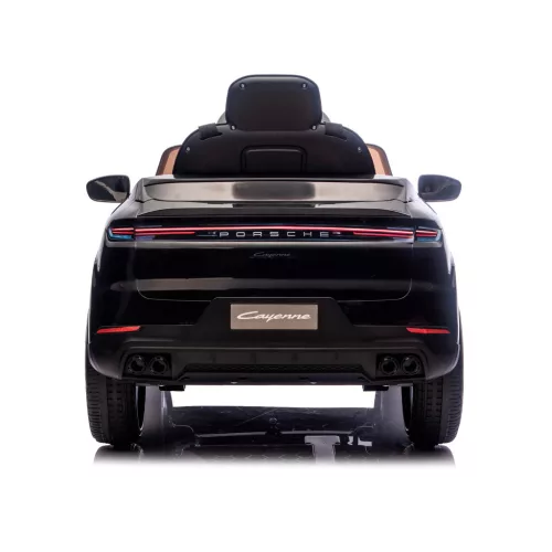 Chipolino Porsche Cayenne elektromos autó bőr üléssel - black