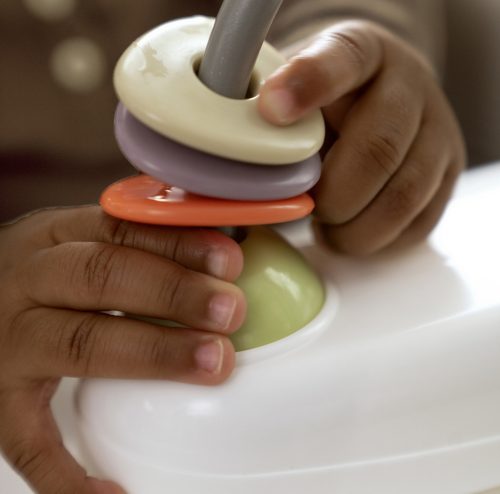 INGENUITY Ülésmagasító székre, 2in1, Baby Base, Cashmere, 6 hó+, 22 kg-ig