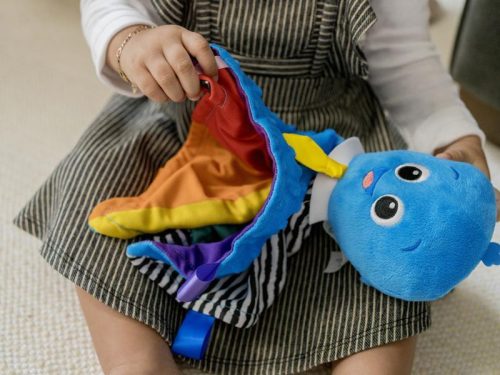 Baby Einstein Zenélő polip formájú morzsolókendő, Look Sea Listen™, Opus, 0 hó+