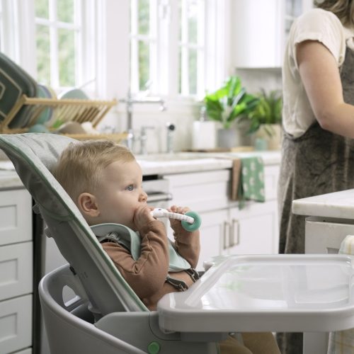 INGENUITY Szilikon rágóka bárány, Soothing Sheppy™, 3 hó+