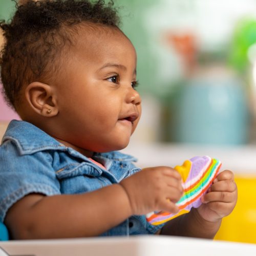 Bright Starts Szilikon rágóka, Soothing Soft Serve™, 3 hó+