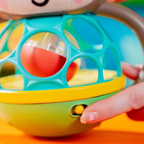 OBALL Érzékszervi játék, Grab & Giggle Monkey™, 6 hó+