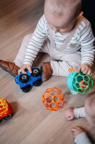 OBALL Játék OBALL™ Classic 10 cm 0hó + AQUAINT 50 ml - mix színek