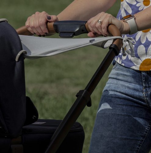 Petite&Mars Árnyékoló babakocsira Sunny - Champagne Shower