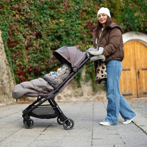 Petite&Mars Sport babakocsi Zip Smoky Anthracite