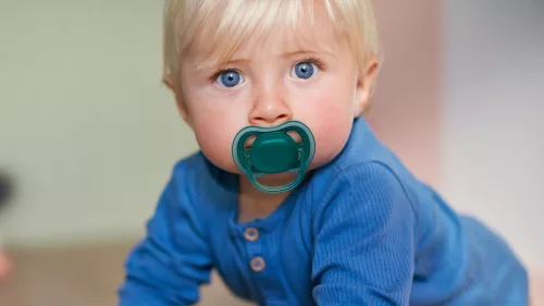Avent SCF085/31, 2 darab, kék, fiús játszócumi, ultra air neutral, 6-18hó