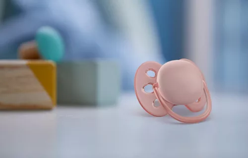 Avent SCF091/31 lányos játszócumi, ultrasoft premium, neutral, 0-6 hó, 2 db