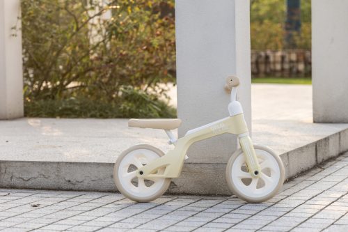 QPLAY futóbicikli Tech Cream, kor 2-4 év, 30 kg-ig