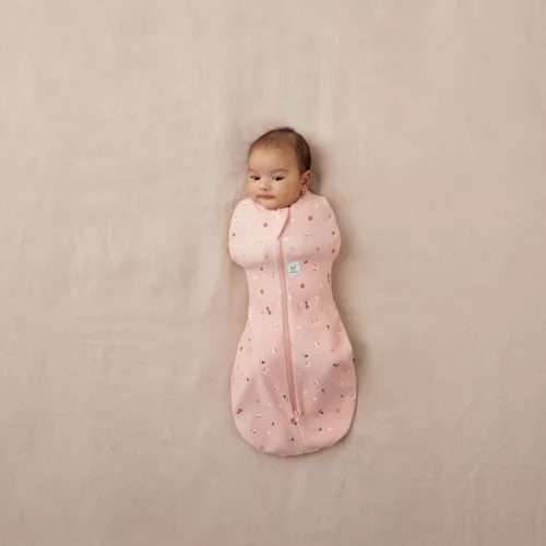ERGOPOUCH 2 az 1-ben pólya és alvózsák Cocoon Daisies 0-3 hó 3-6 kg 0,2 tog