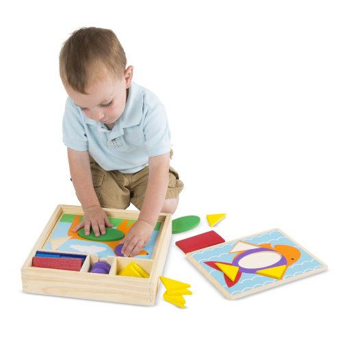 Melissa & Doug Fa készségfejlesztő játék, Formaillesztő