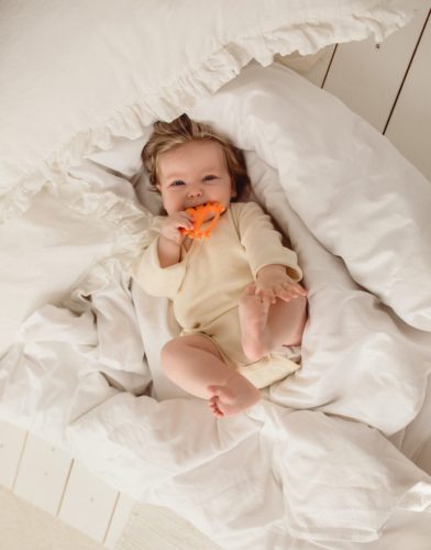 Baboo baba szilikon fogzást könnyítő rágóka, Rákocska, 4 hónapos kortól